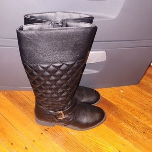 Girls riding boots size 4